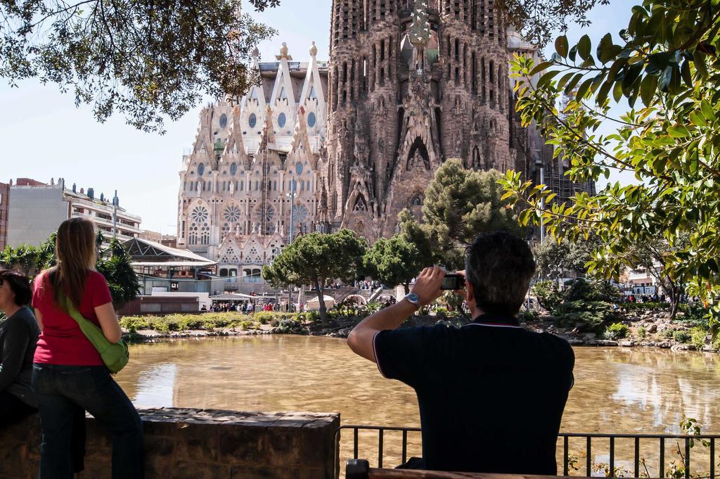Eixample Sagrada Familia Apartments II Барселона Екстериор снимка